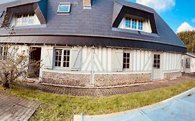 Longere Avec Piscine Prive A 35 Min De Deauville